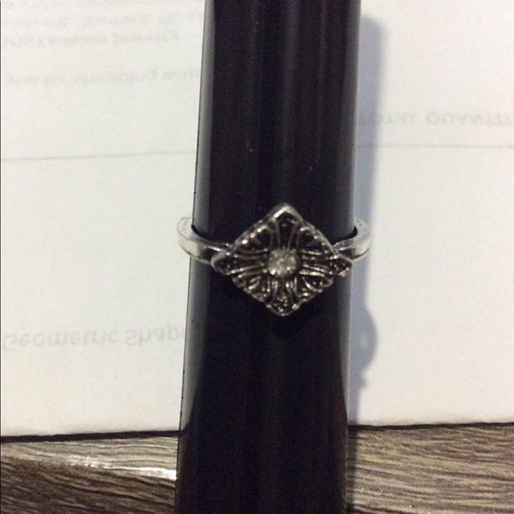 Rings - Picture 5 of 16